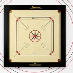 Precise Carrom Precise Super Satin 82x82 Cm - 8 Kgs - 6 Mm - Carrom Bord - Compleet Met Striker Poeder Schijven - Made In India Top Kwaliteit Klasse En Geweldig