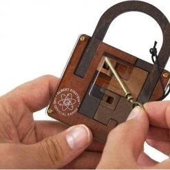 Asmodee Einstein Lock Puzzle - -educational games Winkel 550x356 2