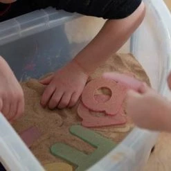 TickIT SiliShapes - Letters Om Te Voelen -educational games Winkel 550x366 121