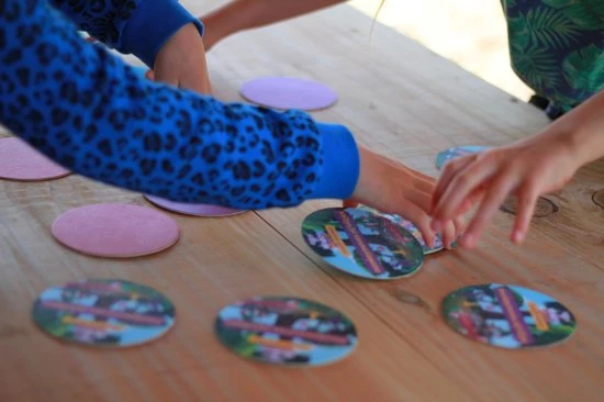 Monkey Moves Beweegspellen - Stippenspel - Beweegspel - Kinderspel - Actief 4 Monkey Moves Beweegspellen - Stippenspel - Beweegspel - Kinderspel - Actief - Afbeelding 4