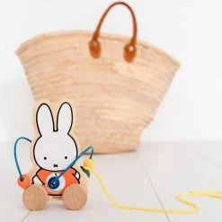 Bambolino Toys Nijntje Trekfiguur 17001 -educational games Winkel 550x538 2