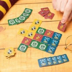 Paladone Harry Potter Hogwarts Houses In A Row Spel -educational games Winkel 550x550 436